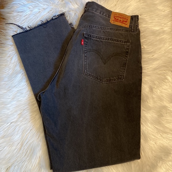 Levi’s 501 like new ✨ Size 32 - Picture 4 of 6